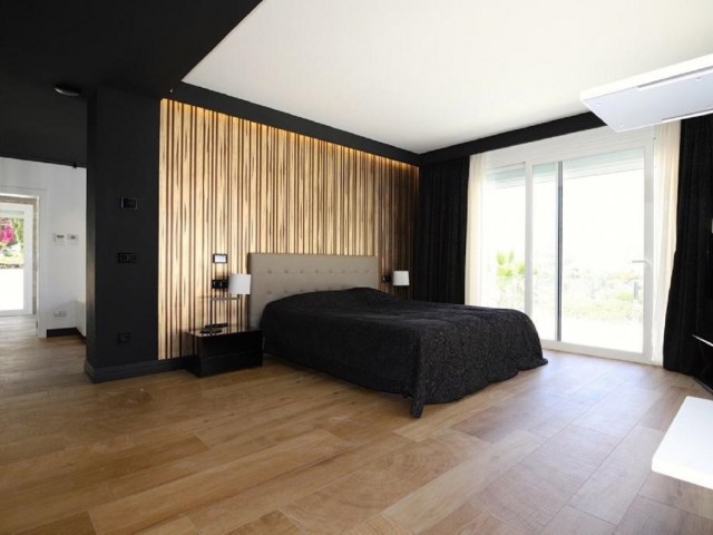 6 Slaapkamer Villa in Las Brisas