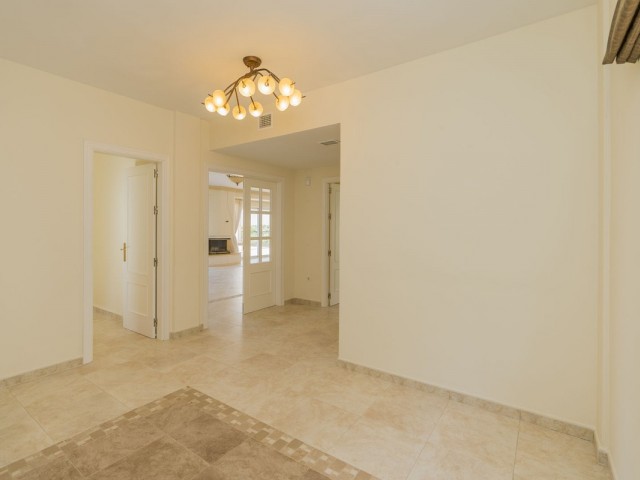 5 Sovrums Villa i Valtocado