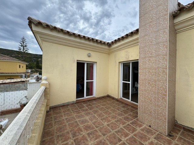 3 Bedrooms Villa in Sotogrande