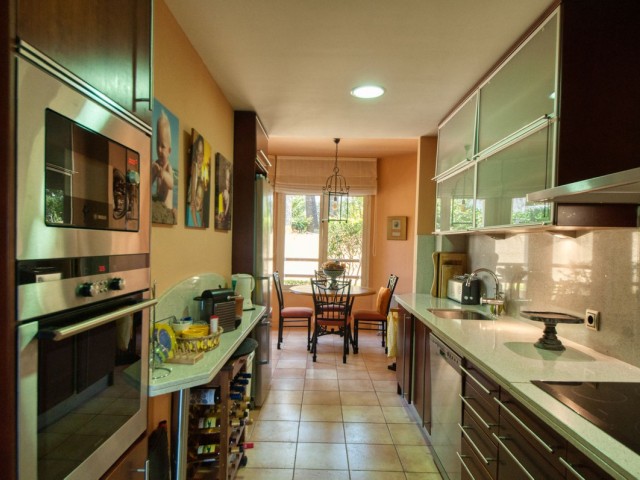 Apartment, Sierra Blanca, R4791601