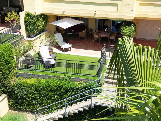 2 Bedrooms Apartment in Sierra Blanca
