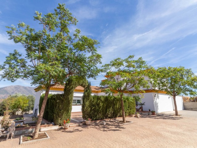 Villa con 4 Dormitorios  en Entrerrios