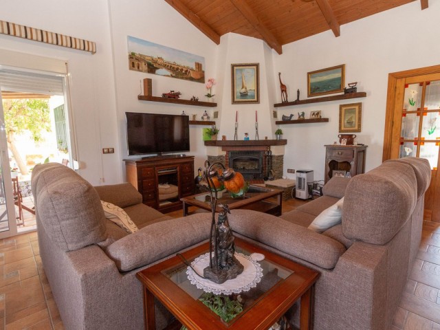 Villa con 4 Dormitorios  en Entrerrios