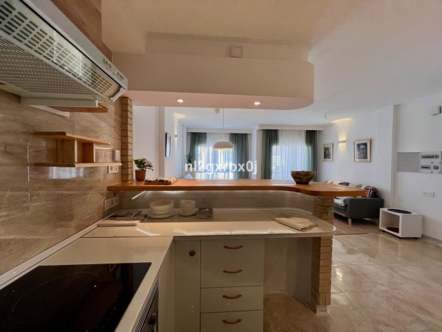 Comercial con 15 Dormitorios  en Las Lagunas