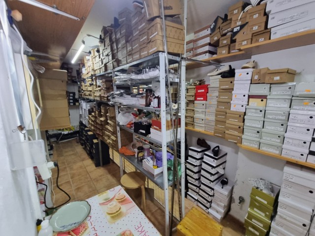 Commercial avec 0 Chambres  à San Pedro de Alcántara