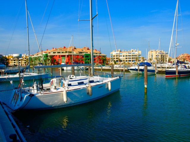 Comercial con 0 Dormitorios  en Sotogrande Costa