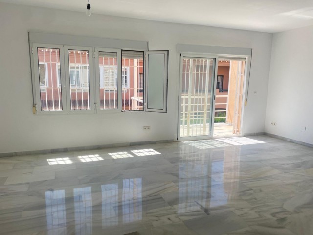 Villa, Arroyo de la Miel, R5044264