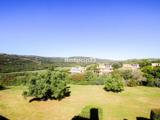 4 Slaapkamer Appartement in San Roque Club