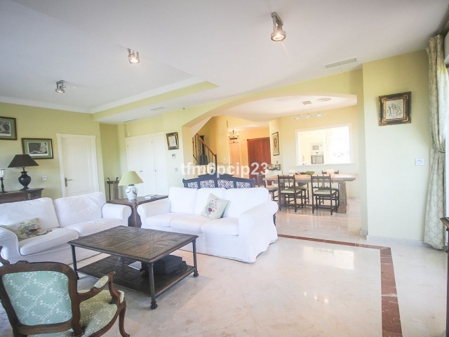 4 Slaapkamer Appartement in San Roque Club