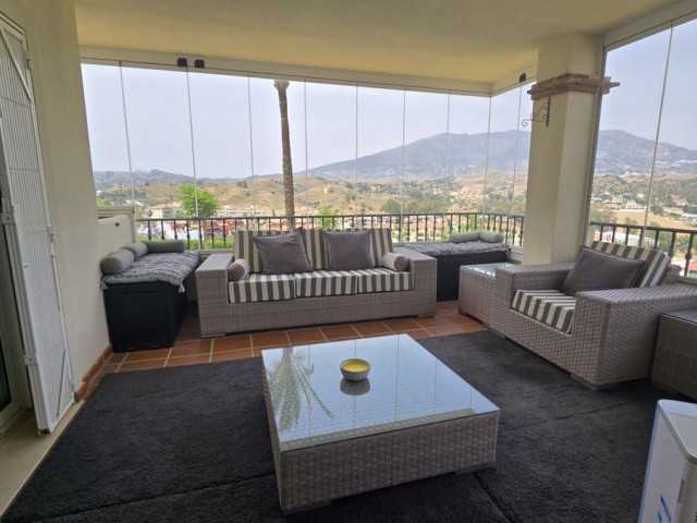 Apartamento con 3 Dormitorios  en La Cala Hills