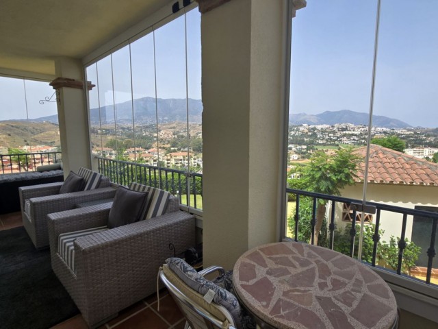 Apartamento con 3 Dormitorios  en La Cala Hills