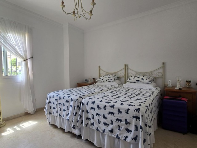 Apartamento con 3 Dormitorios  en La Cala Hills