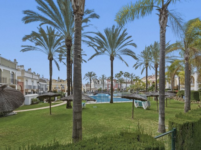 Adosado, Bahía de Marbella, R5078884