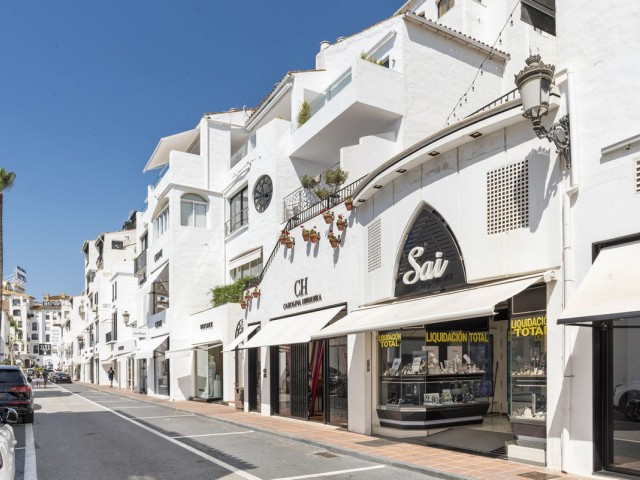 2 Makuuhuoneen Huoneisto Puerto Banús