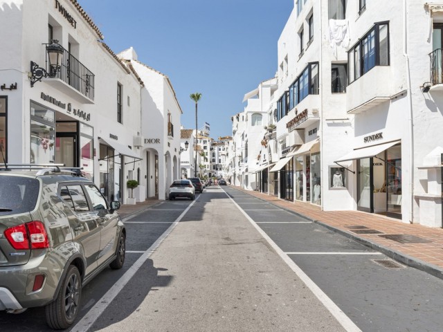 2 Makuuhuoneen Huoneisto Puerto Banús