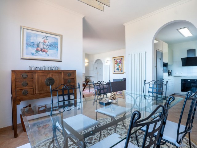 Apartamento con 3 Dormitorios  en La Mairena