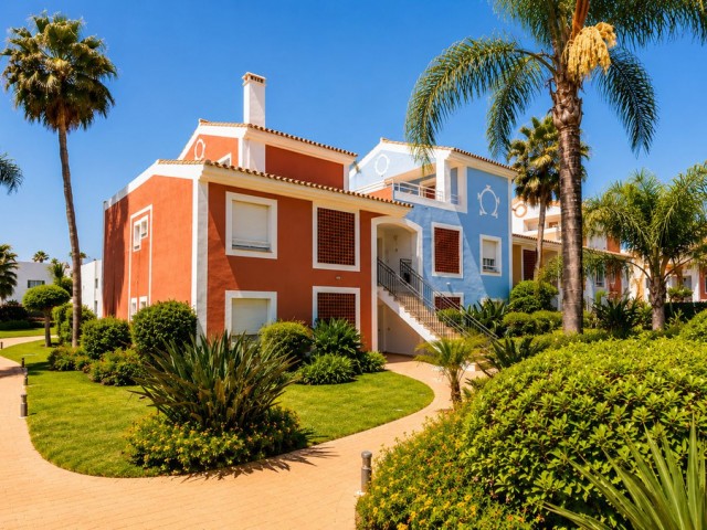 Apartment, El Paraiso, R5119618
