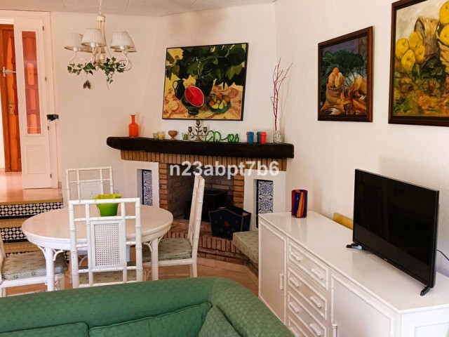 Apartment, Nueva Andalucia, R5142721
