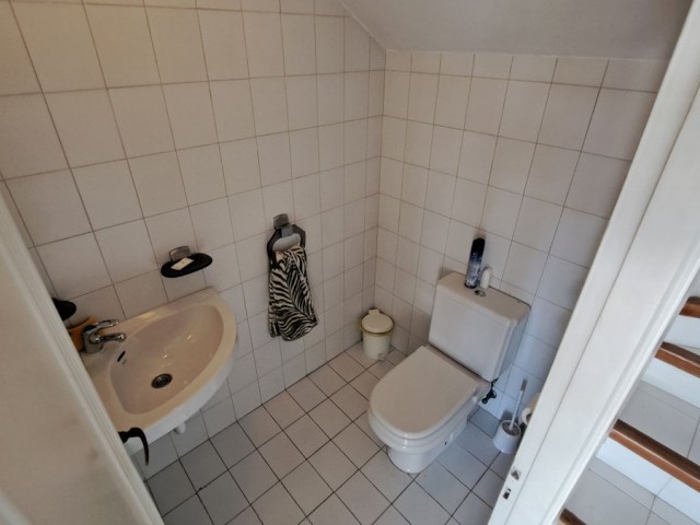 Maison mitoyenne avec 3 Chambres  à Miraflores