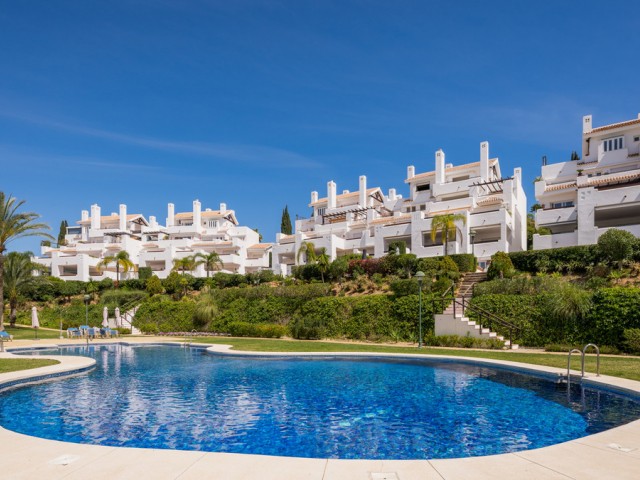 3 Bedrooms Apartment in Los Monteros
