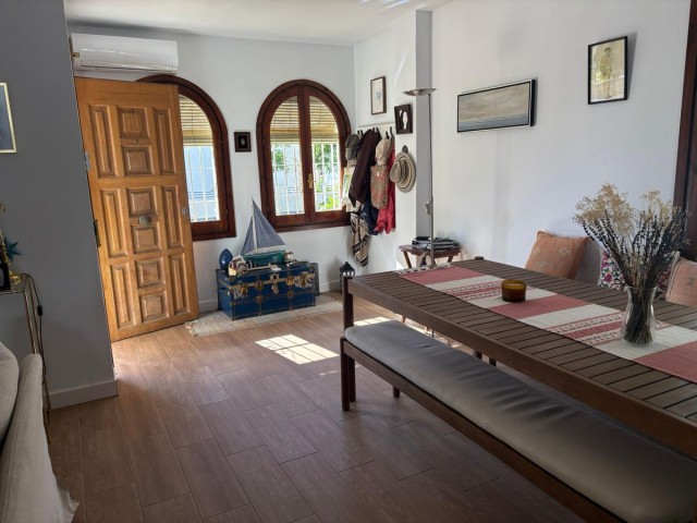 4 Slaapkamer Villa in La Colina
