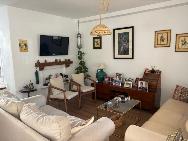 4 Slaapkamer Villa in La Colina