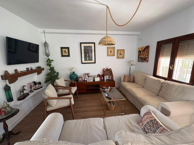 4 Slaapkamer Villa in La Colina