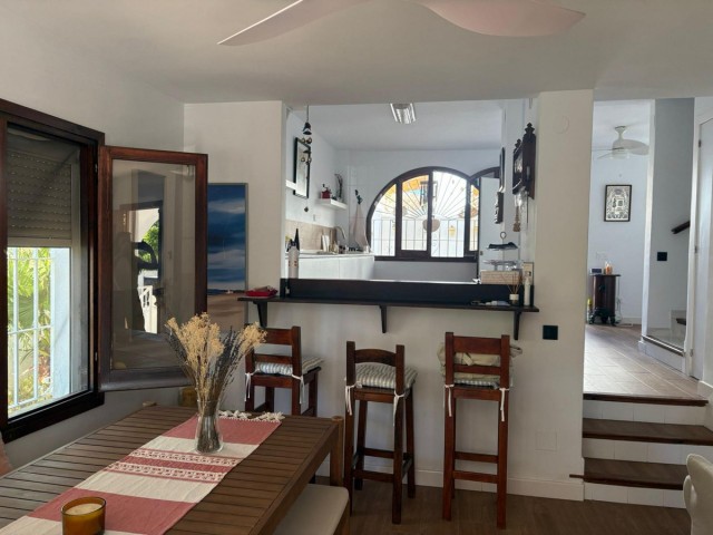 4 Slaapkamer Villa in La Colina