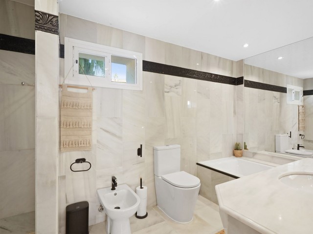 Apartamento con 2 Dormitorios  en Reserva de Marbella