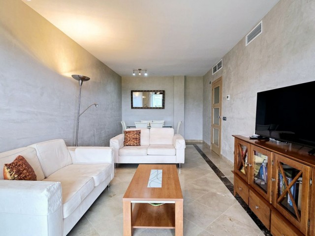 Apartment, La Duquesa, R5037598