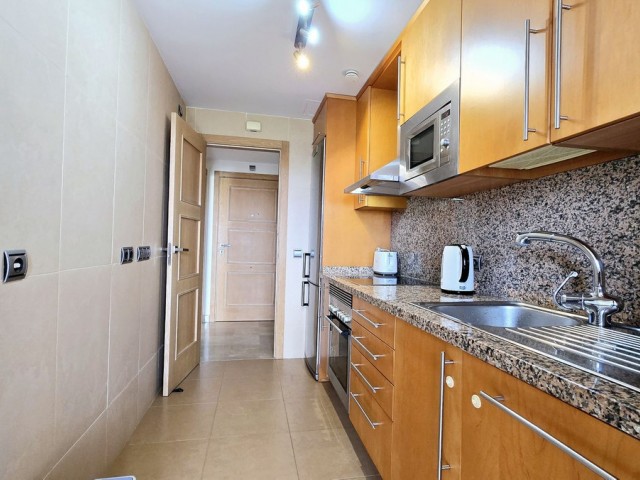 2 Bedrooms Apartment in La Duquesa