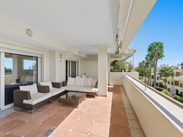 3 Bedrooms Apartment in Sierra Blanca