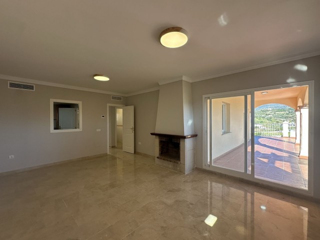 Ático con 3 Dormitorios  en Mijas Golf