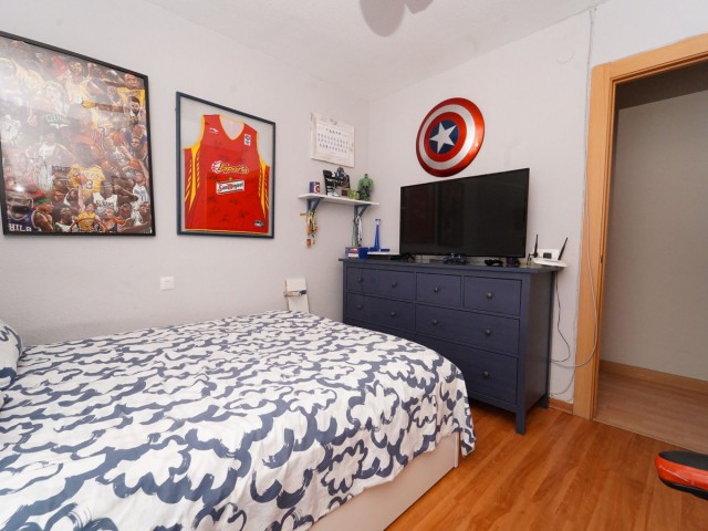Apartamento con 4 Dormitorios  en Málaga Centro