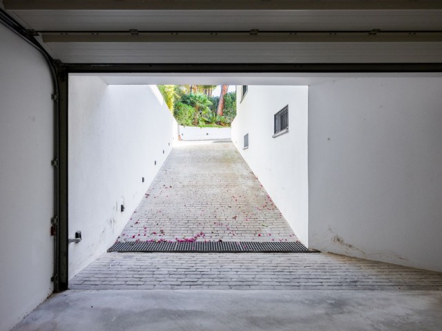 Villa, Artola, R5199706
