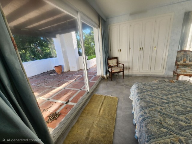 Apartamento con 3 Dormitorios  en Guadalmina Baja