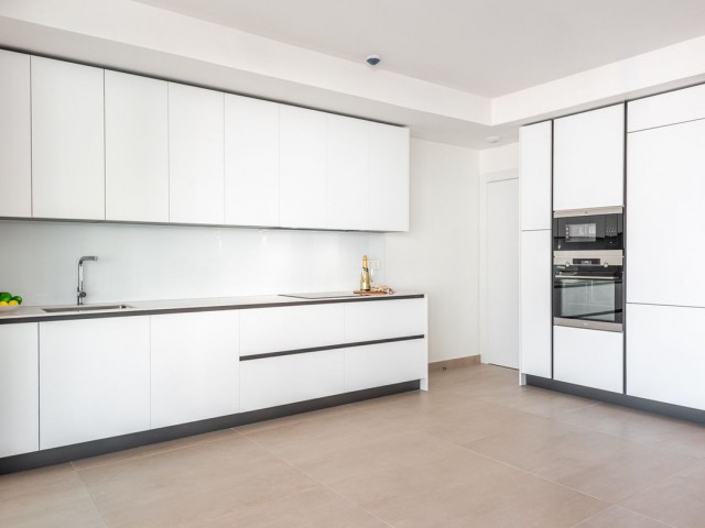 Apartamento con 2 Dormitorios  en Carvajal