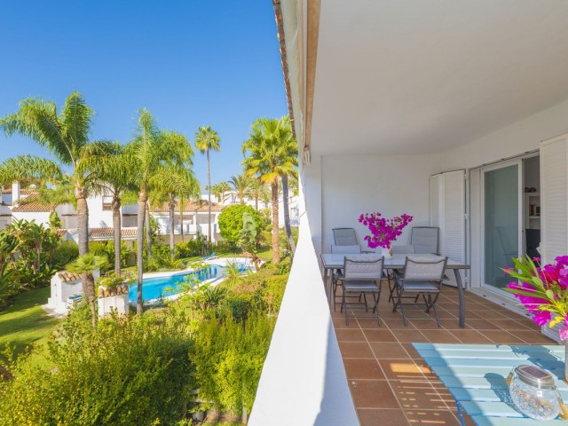 Adosado, Bahía de Marbella, R5199661