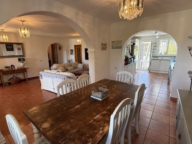 6 Soveroms Villa i Alhaurín de la Torre