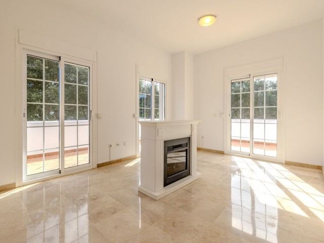 4 Bedrooms Villa in San Roque Club