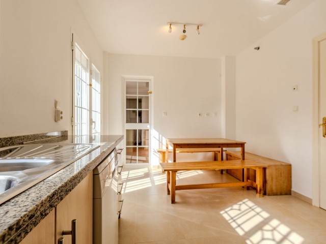 4 Bedrooms Villa in San Roque Club