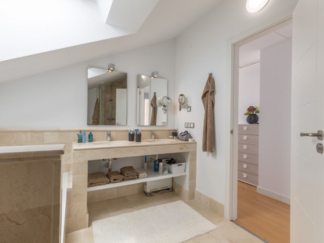Villa con 4 Dormitorios  en Torremuelle
