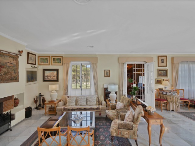Villa avec 6 Chambres  à Las Brisas