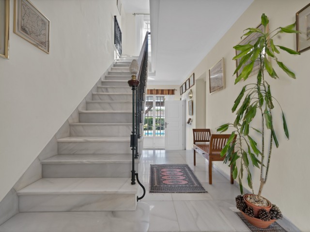 6 Soveroms Villa i Las Brisas