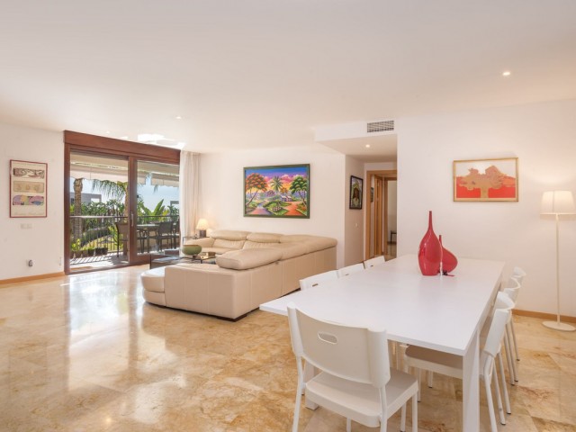 Apartamento, Altos de los Monteros, R5232556