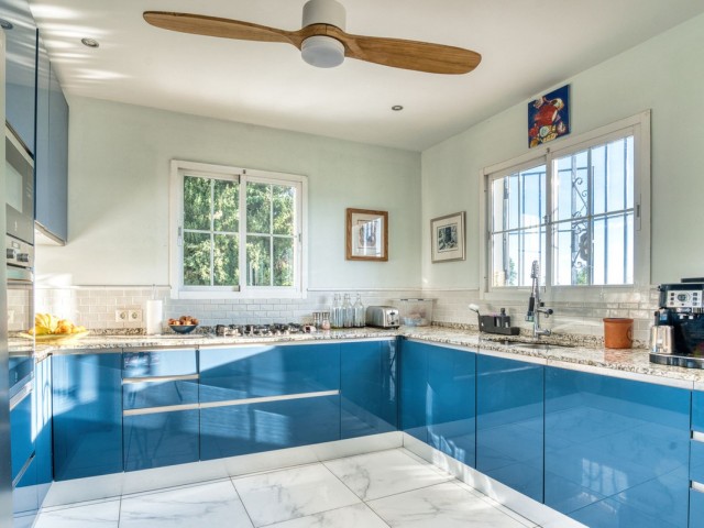5 Slaapkamer Villa in Sierrezuela