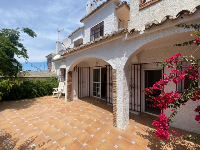 Villa, Calahonda, R5025967