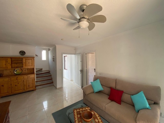 4 Bedrooms Villa in Calahonda