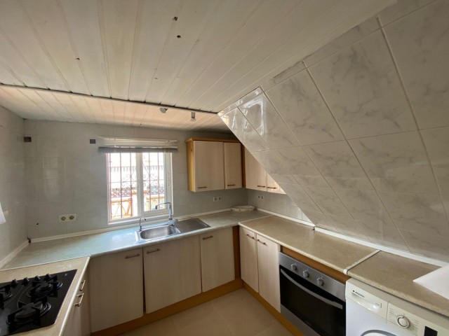 4 Bedrooms Villa in Calahonda