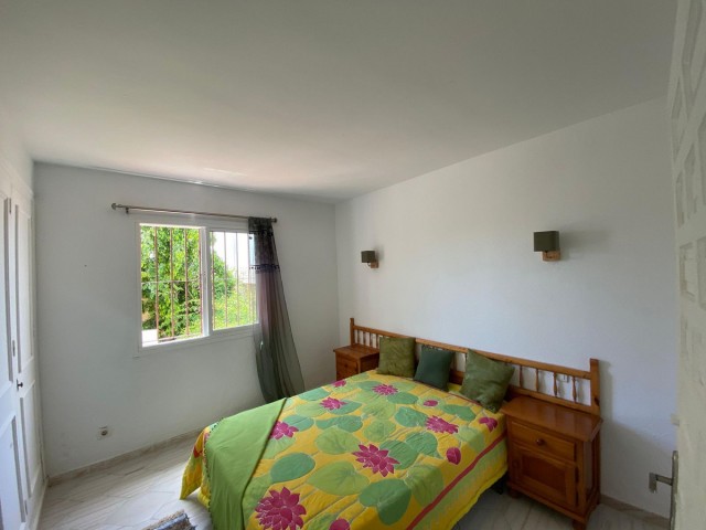 4 Bedrooms Villa in Calahonda